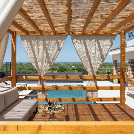 Magnificent Oasis With Extra Large Pool Vrana (Zadar)