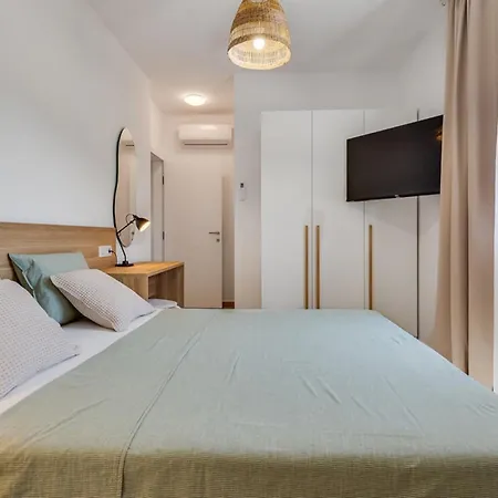 ヴィラ Magnificent Oasis With Extra Large Pool